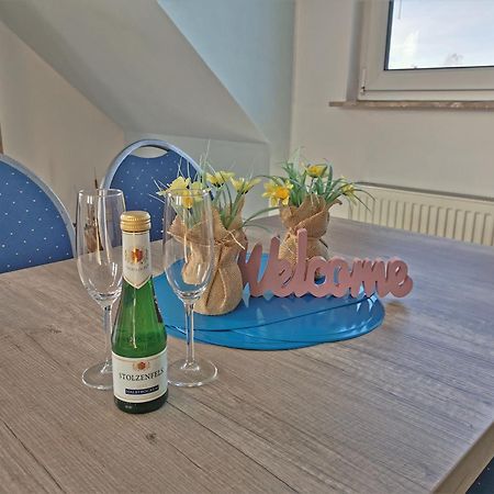 Thiessen - Ferienwohnung Mit Sonnigem Balkon Silberstedt Exterior foto