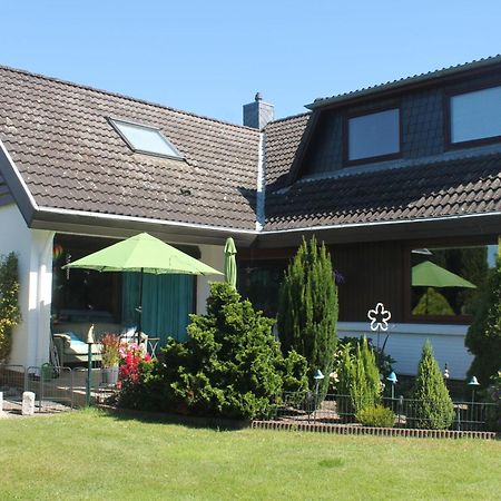 Thiessen - Ferienwohnung Mit Sonnigem Balkon Silberstedt Exterior foto